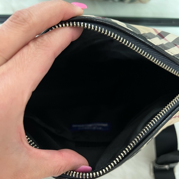 EUC Burberry Crossbody - Picture 5 of 10